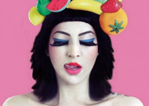 Contratar a GIA-LOVE en laagencia.biz