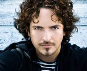 Tommy Torres | La Agencia - Contrataciones de Artistas